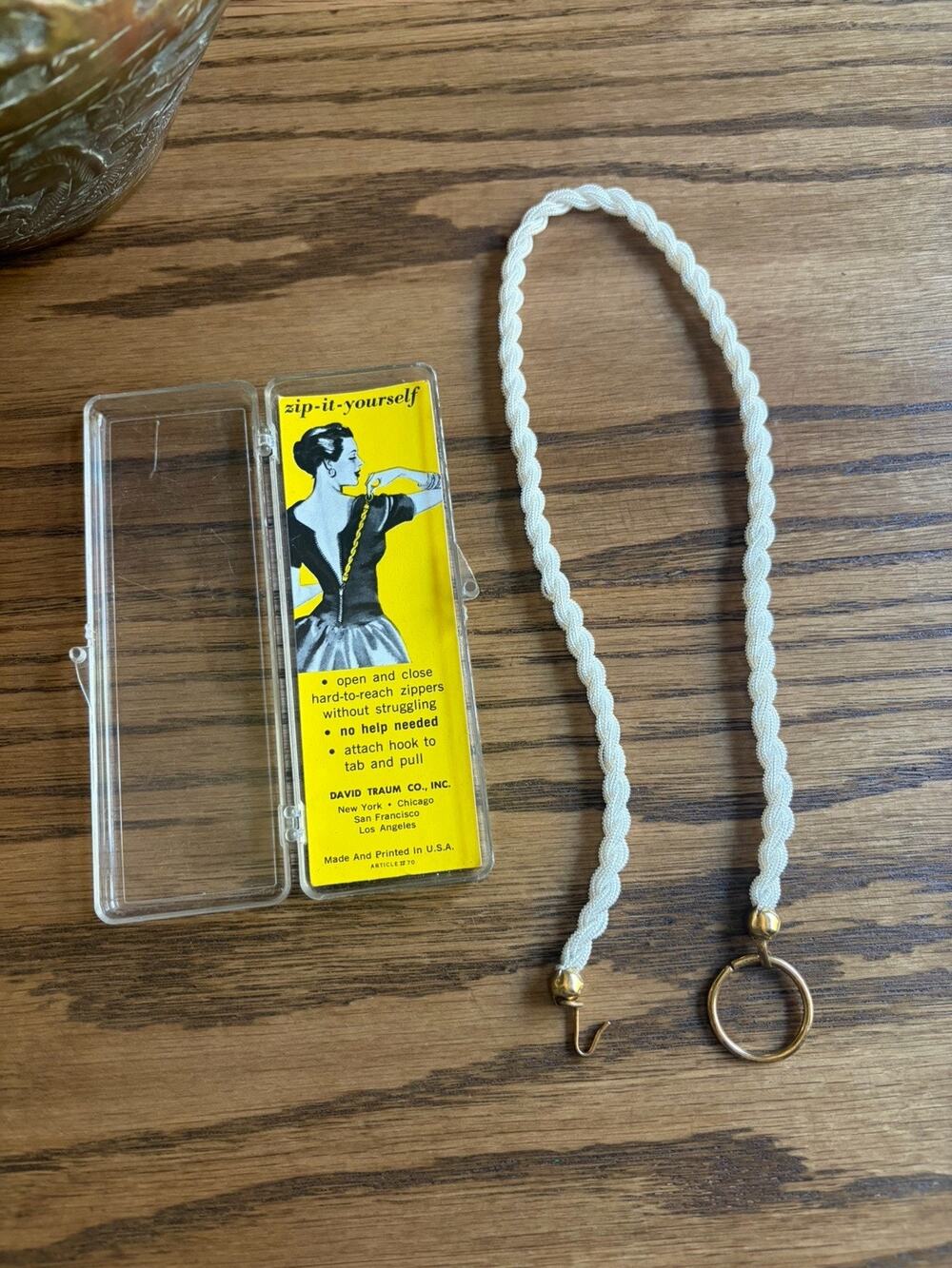 Vintage 1950s ‘Zip It Yourself’ Dress Zipper Pull David Traum Co. USA